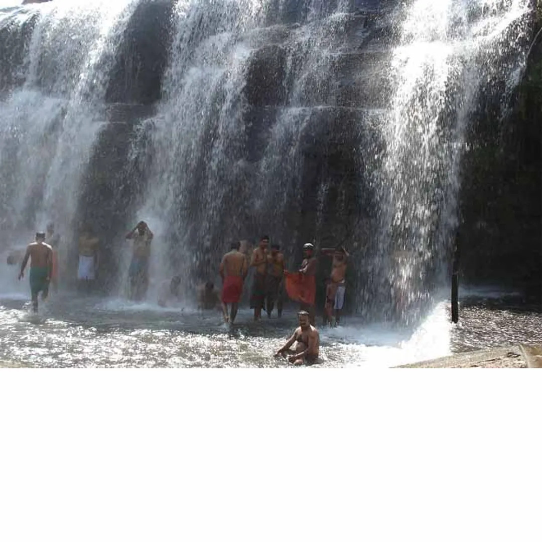 Thriparappu falls